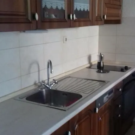Apartment Apartman Ruza *